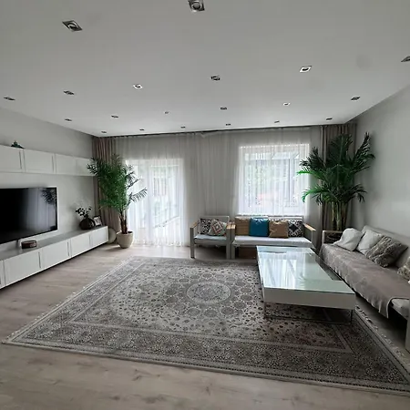 Wunderschoene In Linden Apartament *
